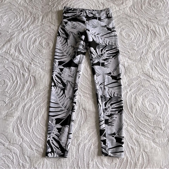 Koral - Drive High-Rise Leggings - Paradise - Picture 5 of 12